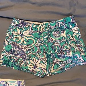 Gently used Lilly Pulitzer Callahan style shorts